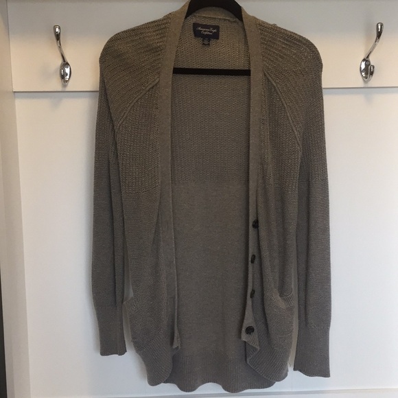American Eagle Cardigan - Picture 1 of 2